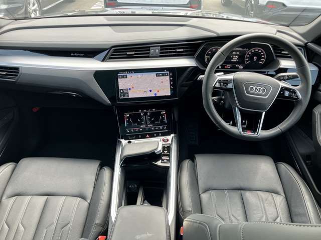 AUDI SQ8 E-TRON SPOR 2024 Image 31