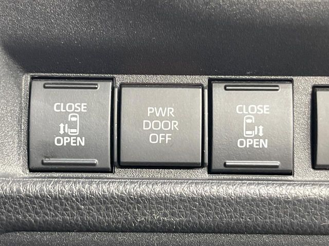 TOYOTA SIENTA HYBRID 2023 Image 31