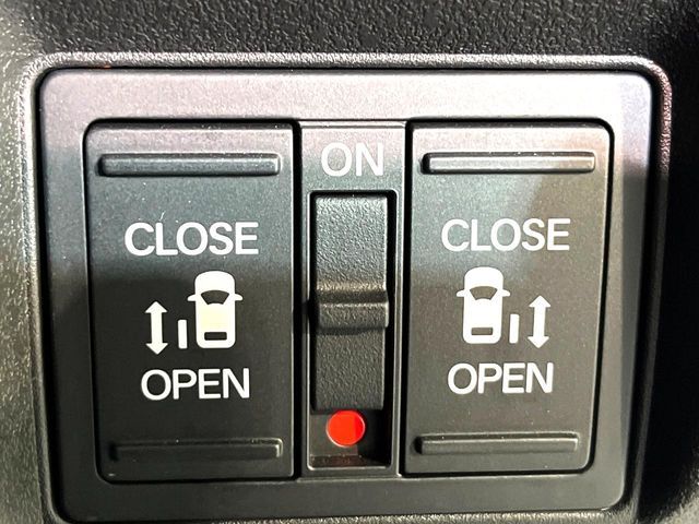 HONDA N BOX CUSTOM 2024 Image 31