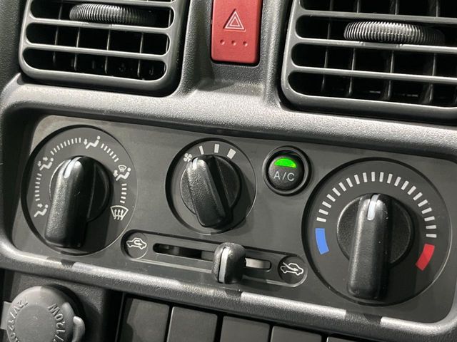 SUZUKI CARRY TRUCK 4WD 2023 Image 31