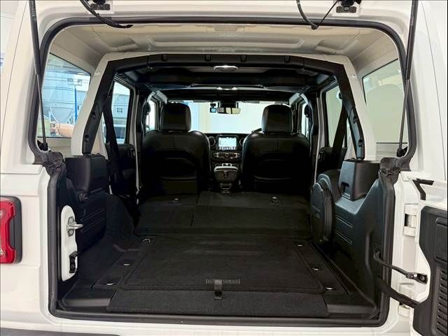 JEEP WRANGLER UNLIMI 2022 Image 31