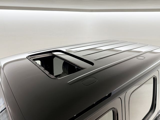 MERCEDES BENZ G CLAS 2024 Image 31