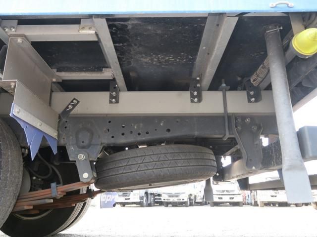 ISUZU ELF 2017 Image 31