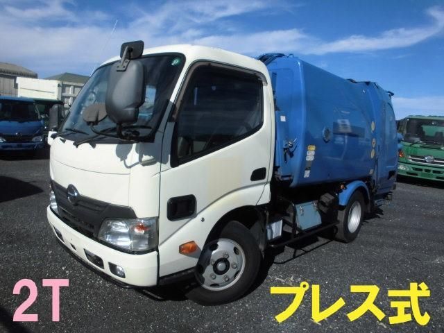 HINO DUTRO 2016 Image 31
