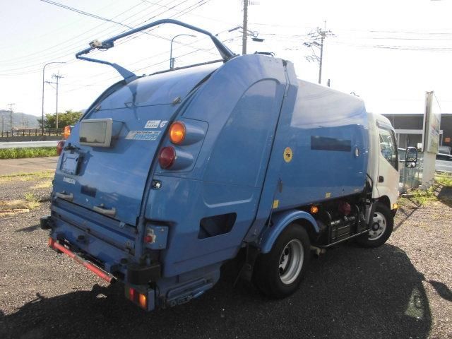 HINO DUTRO 2016 Image 31