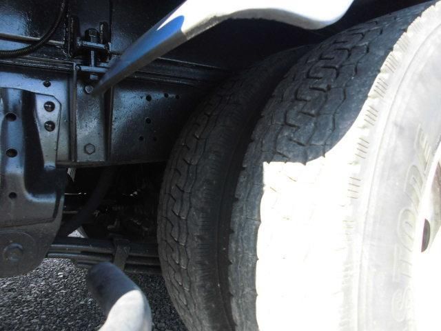 HINO DUTRO 2016 Image 31