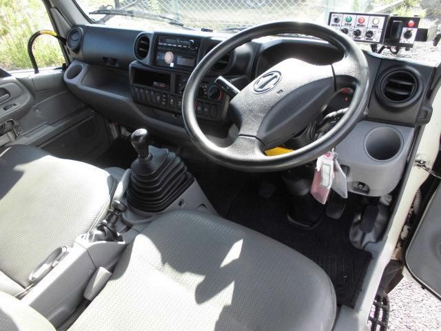 HINO DUTRO 2016 Image 31