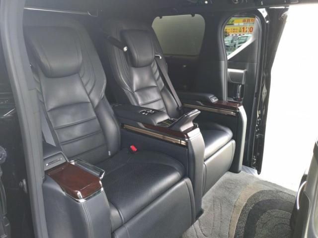 TOYOTA ALPHARD HYBRID 4WD 2017 Image 31