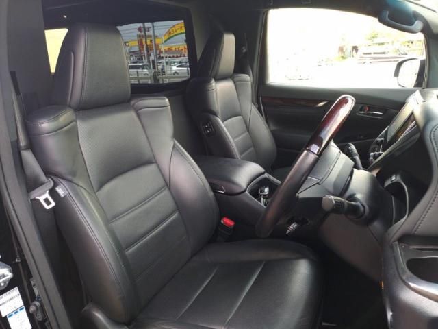 TOYOTA ALPHARD HYBRID 4WD 2017 Image 31