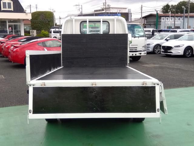 ISUZU ELF 2018 Image 31