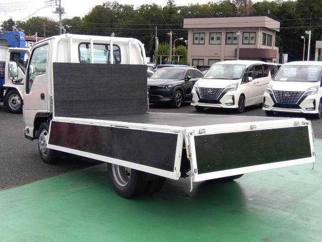ISUZU ELF 2018 Image 31