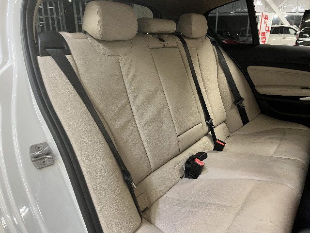 BMW 1SERIES 2015 Image 31