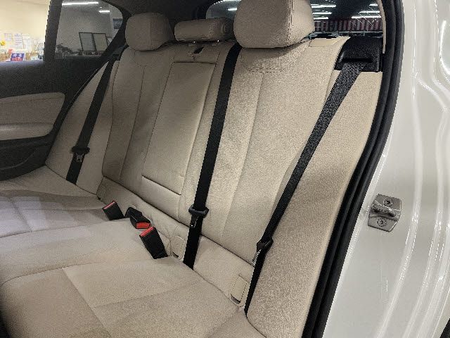 BMW 1SERIES 2015 Image 31