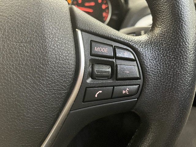 BMW 1SERIES 2015 Image 31