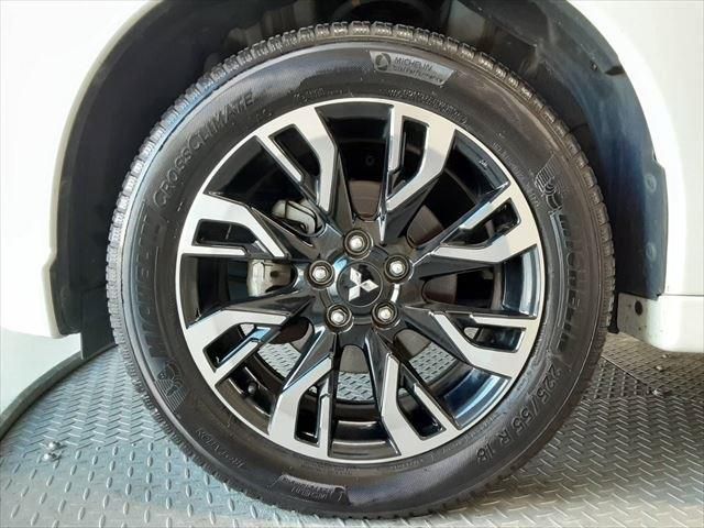 MITSUBISHI OUTLANDER PHEV 2015 Image 31