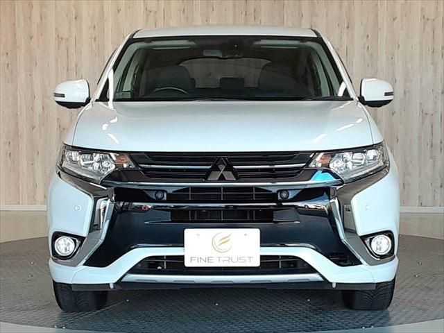 MITSUBISHI OUTLANDER PHEV 2015 Image 31