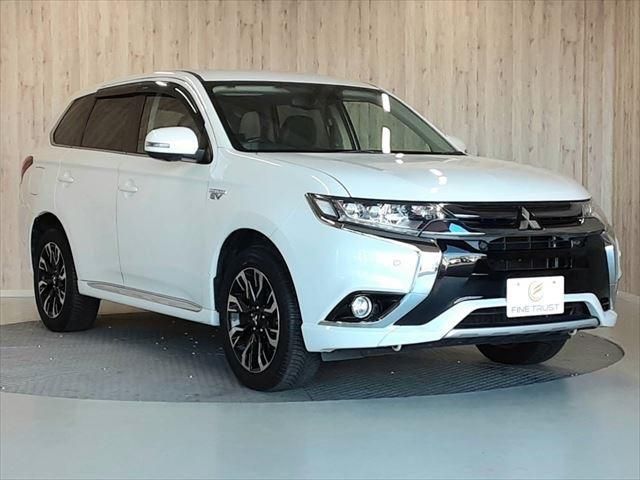 MITSUBISHI OUTLANDER PHEV 2015 Image 31
