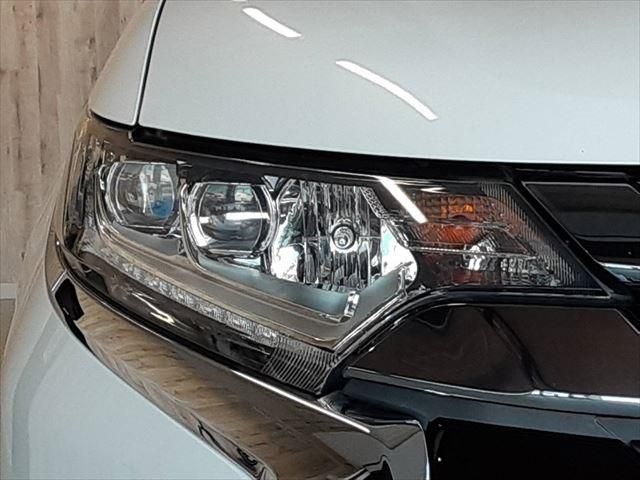 MITSUBISHI OUTLANDER PHEV 2015 Image 31