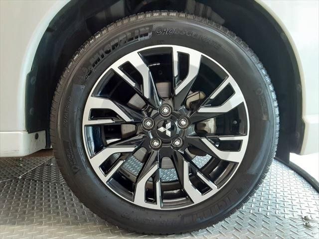 MITSUBISHI OUTLANDER PHEV 2015 Image 31