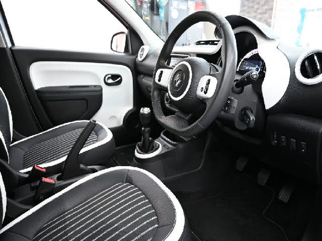 RENAULT TWINGO 2023 Image 31