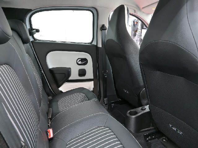 RENAULT TWINGO 2023 Image 31
