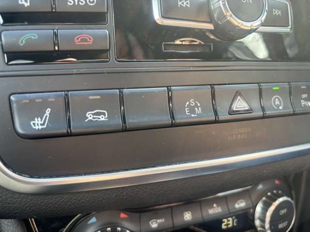 MERCEDES BENZ GLA CL 2015 Image 31