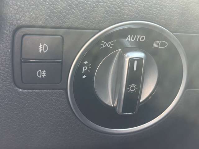 MERCEDES BENZ GLA CL 2015 Image 31