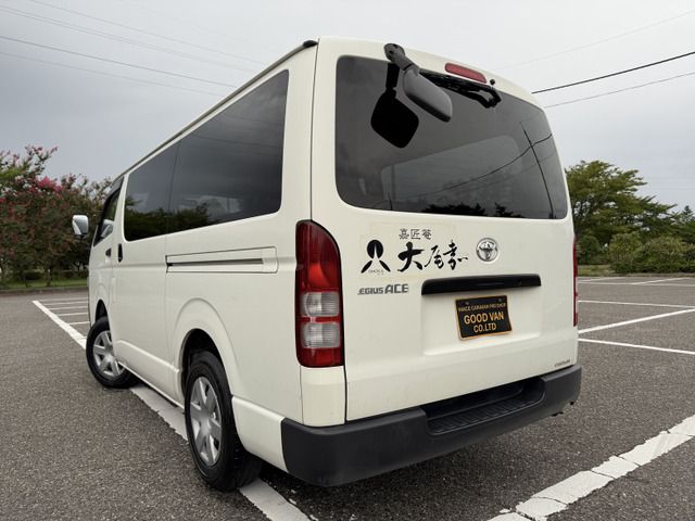 TOYOTA HIACE VAN 4WD 2006 Image 31