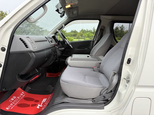 TOYOTA HIACE VAN 4WD 2006 Image 31