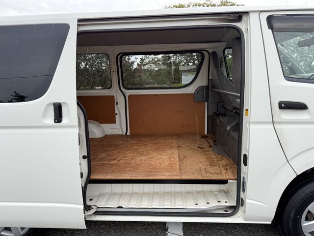 TOYOTA HIACE VAN 4WD 2006 Image 31