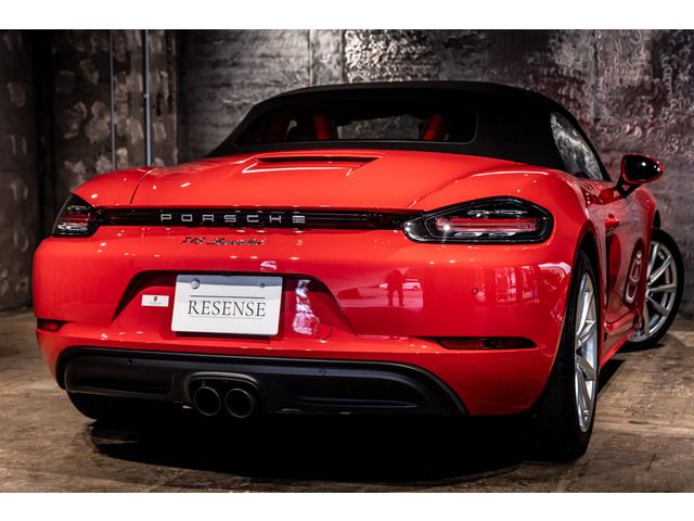 PORSCHE 718BOXSTER 2017 Image 31