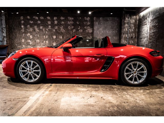 PORSCHE 718BOXSTER 2017 Image 31