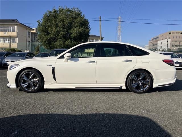 TOYOTA CROWN SEDAN HYBRID 2018 Image 31