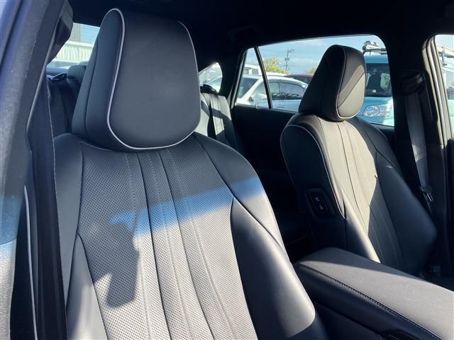 TOYOTA CROWN SEDAN HYBRID 2018 Image 31