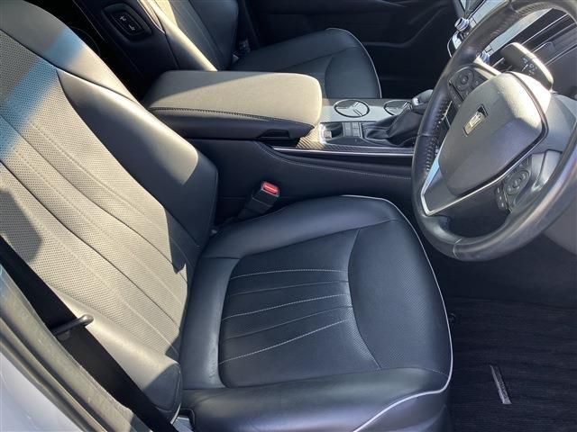 TOYOTA CROWN SEDAN HYBRID 2018 Image 31