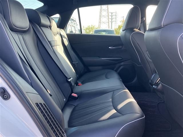 TOYOTA CROWN SEDAN HYBRID 2018 Image 31