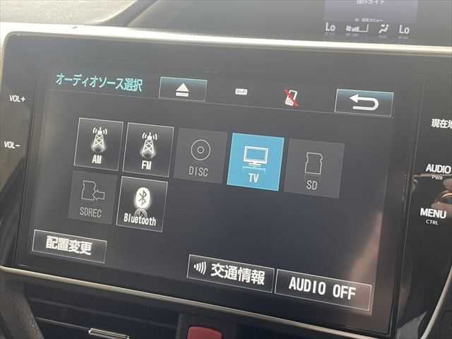 TOYOTA VOXY 2018 Image 31