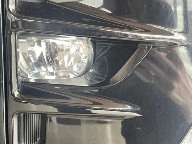 TOYOTA VOXY 2018 Image 31