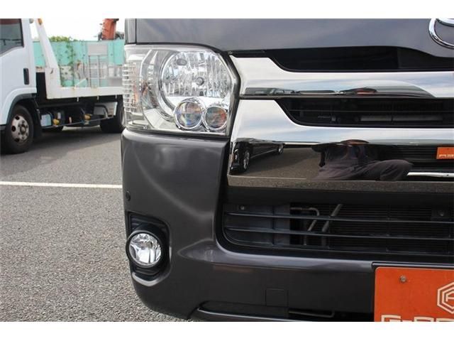 TOYOTA HIACE VAN 2WD 2016 Image 31