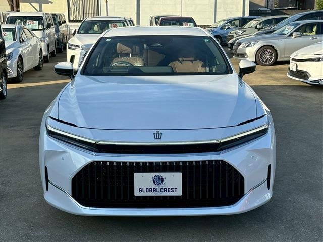 TOYOTA CROWN SEDAN HYBRID 2024 Image 31