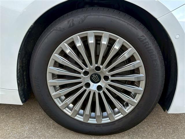 TOYOTA CROWN SEDAN HYBRID 2024 Image 31