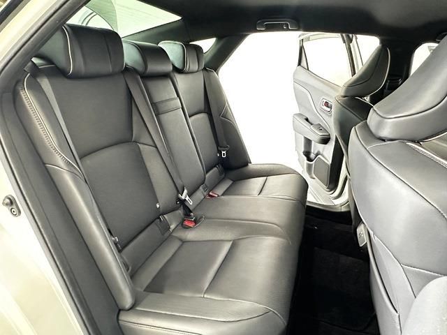 TOYOTA CROWN CROSSOVER 2022 Image 31