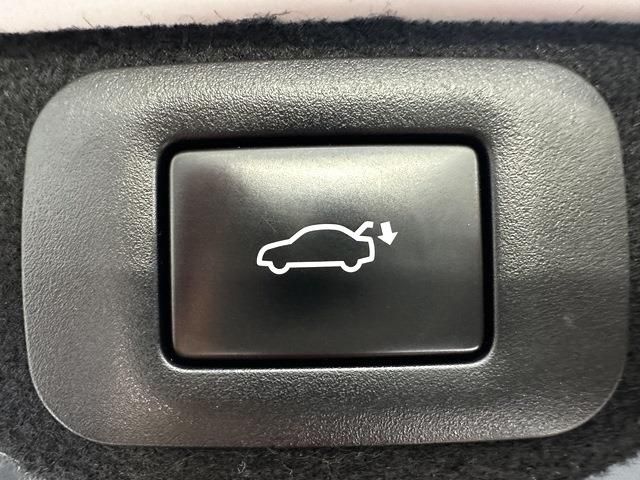 TOYOTA CROWN CROSSOVER 2022 Image 31