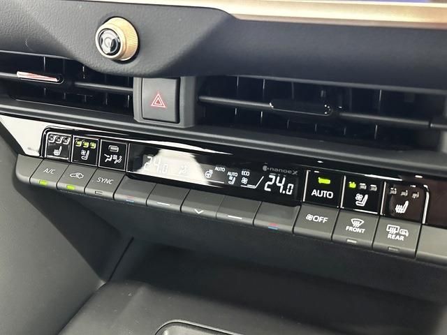 TOYOTA CROWN CROSSOVER 2022 Image 31