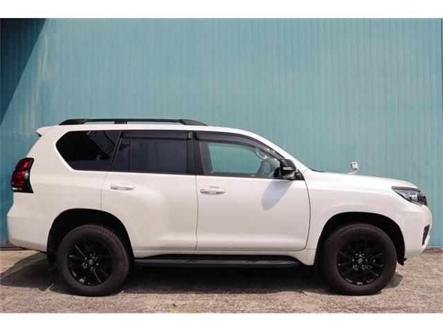 TOYOTA LANDCRUISER PRADO 2021 Image 31