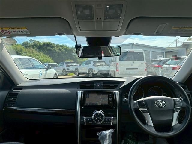 TOYOTA MARK X 2017 Image 31