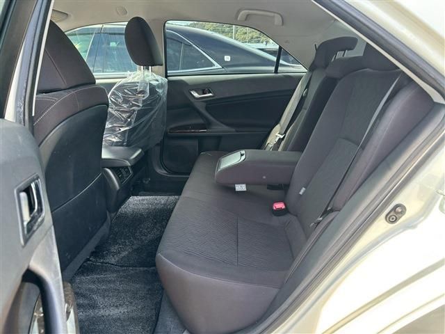 TOYOTA MARK X 2017 Image 31