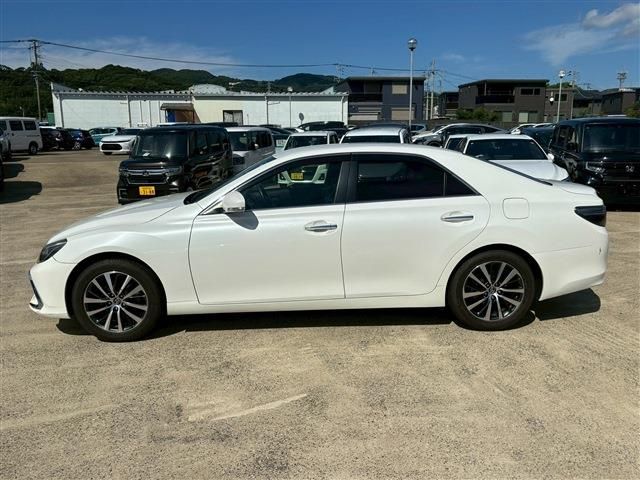 TOYOTA MARK X 2017 Image 31