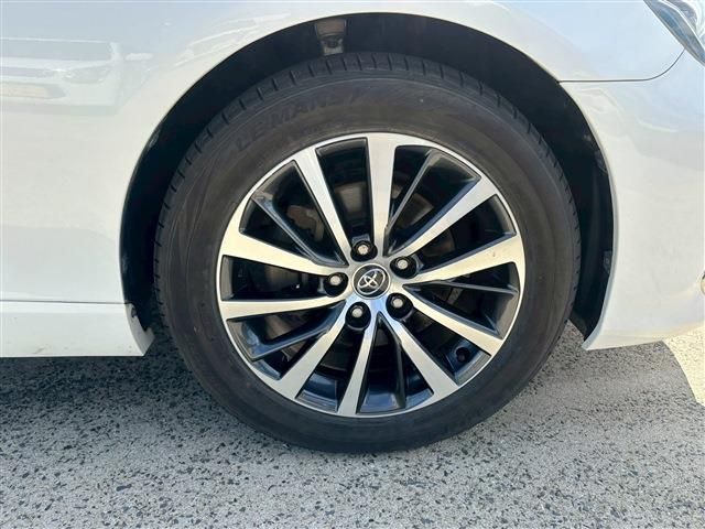 TOYOTA MARK X 2017 Image 31