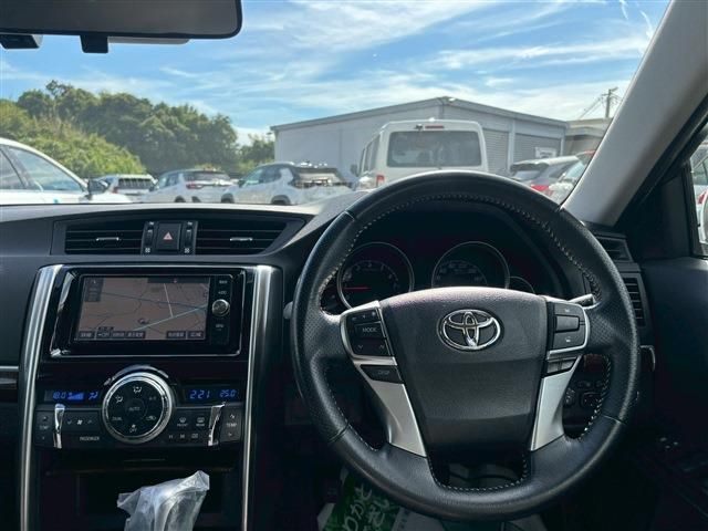 TOYOTA MARK X 2017 Image 31